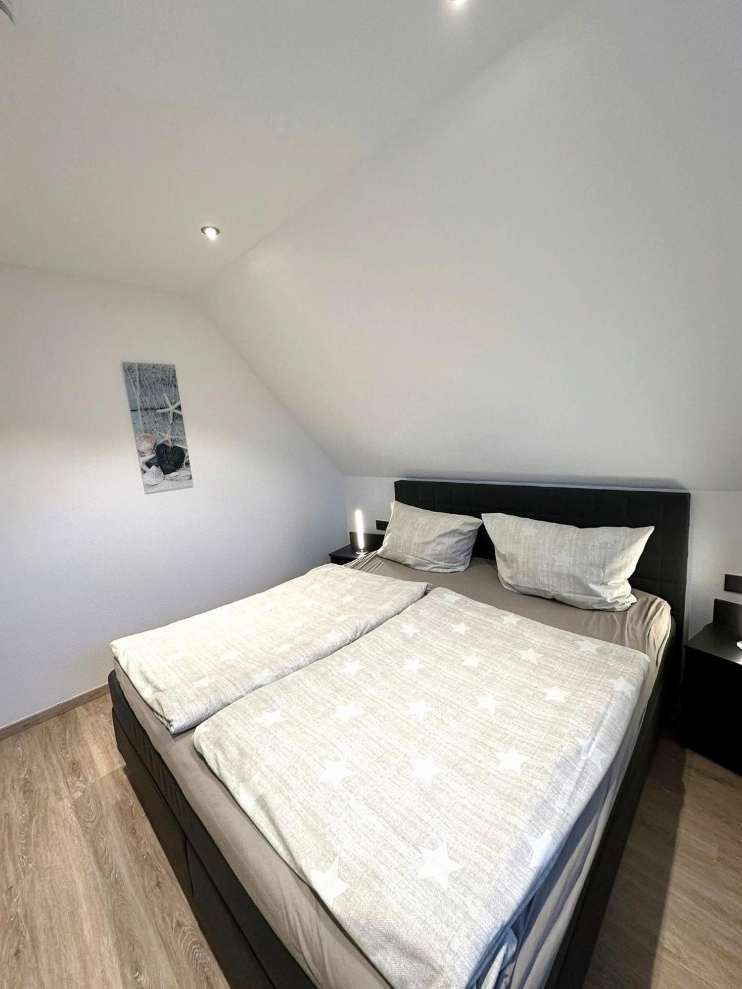 Ferienwohnung Haus Boje "Knurrhahn" Neuharlingersiel Buitenkant foto