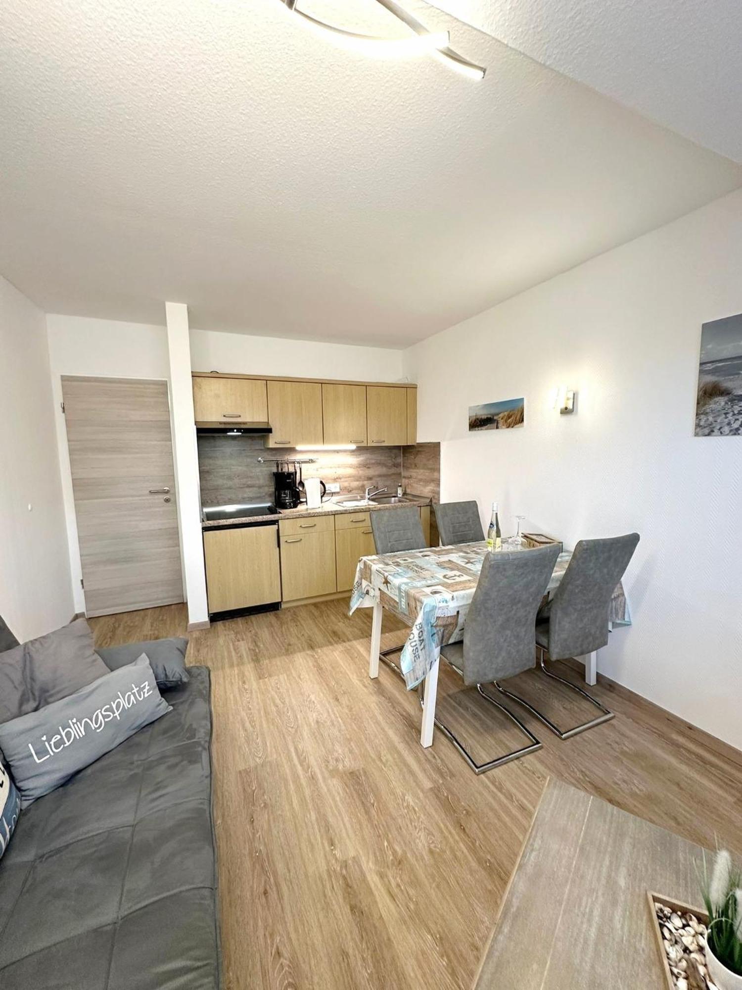 Ferienwohnung Haus Boje "Knurrhahn" Neuharlingersiel Buitenkant foto